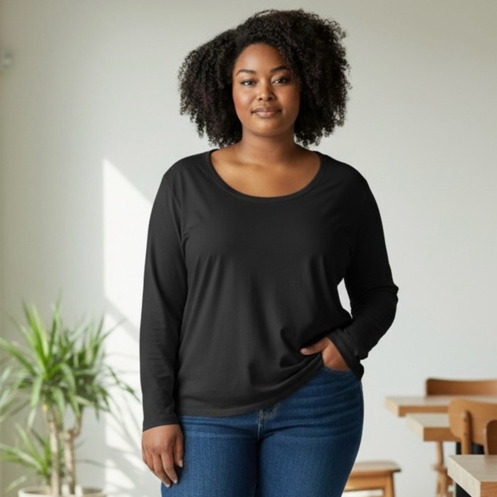 Cherokee Women's Black Long Sleeve Top